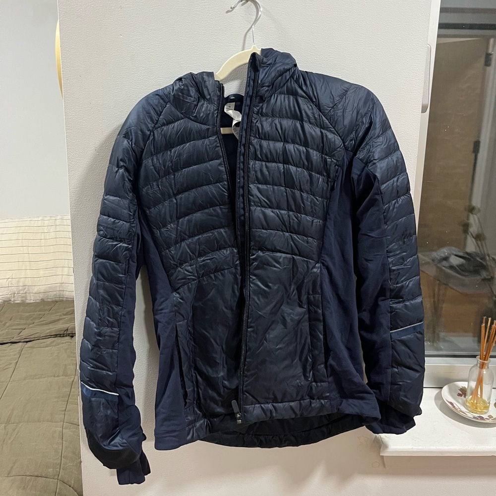 Lululemon Athletica Dark Blue Quilted Jacket Size 6